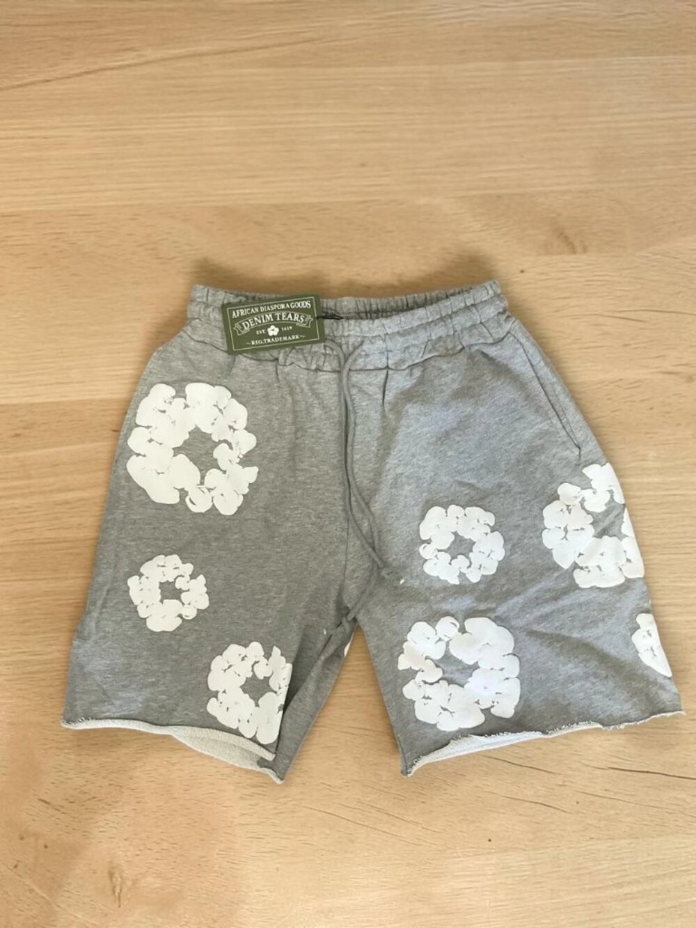 Grey Wreath Denim Tears Shorts Size M
